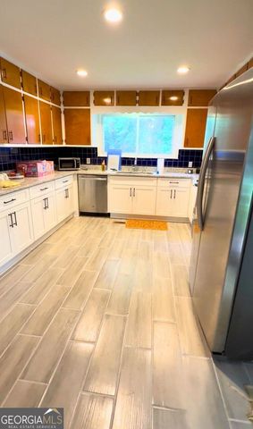 6169 Hillvale Road, Lithonia, GA 30058