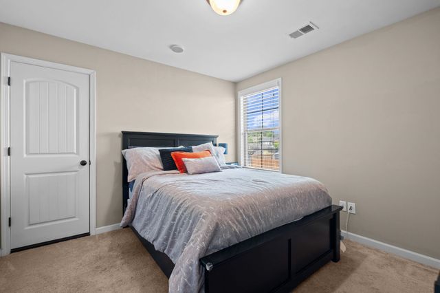 9250 WINDY MEADOW LN, Cordova, TN 38016