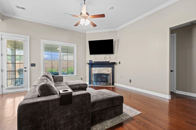 9250 WINDY MEADOW LN, Cordova, TN 38016