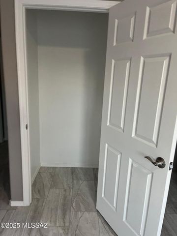 237 E 25th St Unit 2, Tucson, AZ 85713