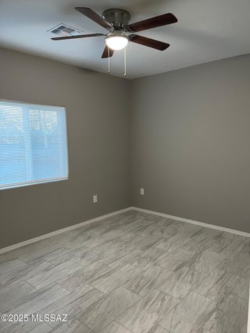 237 E 25th St Unit 2, Tucson, AZ 85713