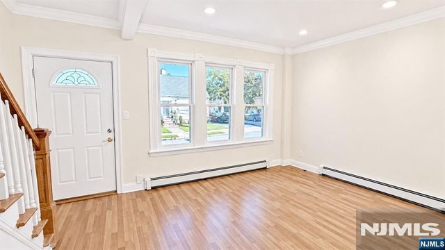 24 Parker Avenue, Hawthorne, NJ 07506