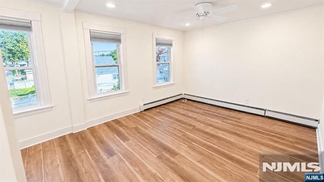 24 Parker Avenue, Hawthorne, NJ 07506