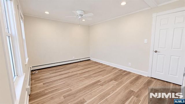 24 Parker Avenue, Hawthorne, NJ 07506