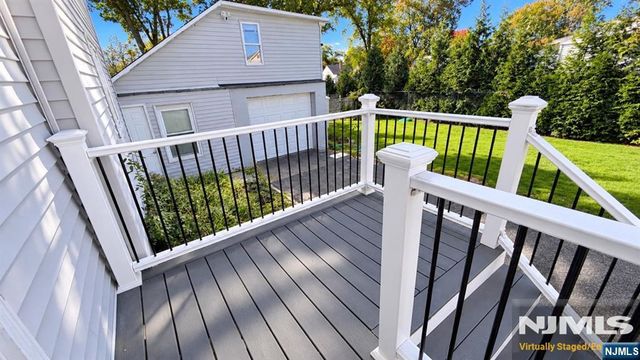 24 Parker Avenue, Hawthorne, NJ 07506