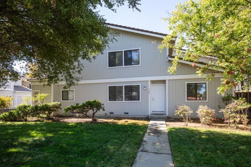788 Pollard Road, Los Gatos, CA 95032