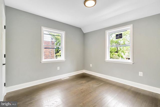 6005 NEW HAMPSHIRE AVE NE, Washington, DC 20011