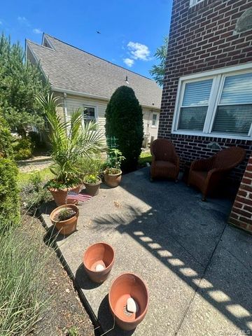 538 E Park Avenue 1, Long Beach, NY 11561