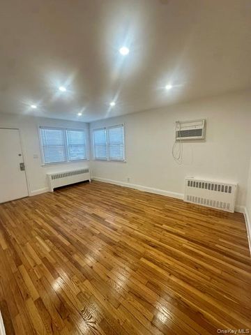 538 E Park Avenue 1, Long Beach, NY 11561