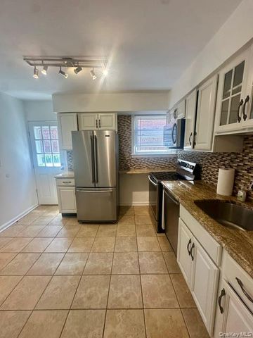 538 E Park Avenue 1, Long Beach, NY 11561