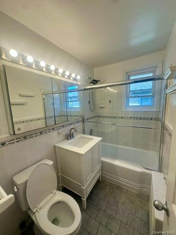 538 E Park Avenue 1, Long Beach, NY 11561