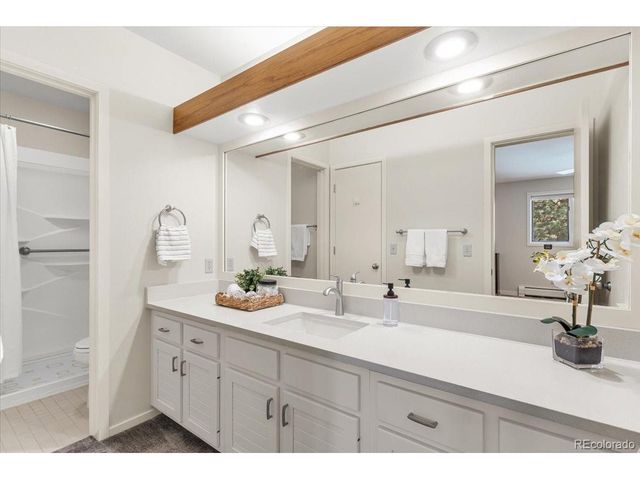 5852 Willowbrook Dr, Morrison, CO 80465