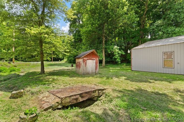 4473 Alonzo Smith Road, Georgetown, IN 47122