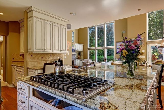 6413 163rd Place SE, Bellevue, WA 98006