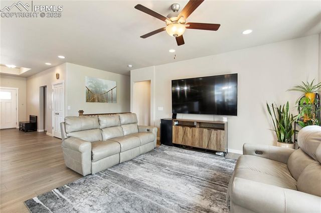 4023 Ivy Hill Drive, Colorado Springs, CO 80922