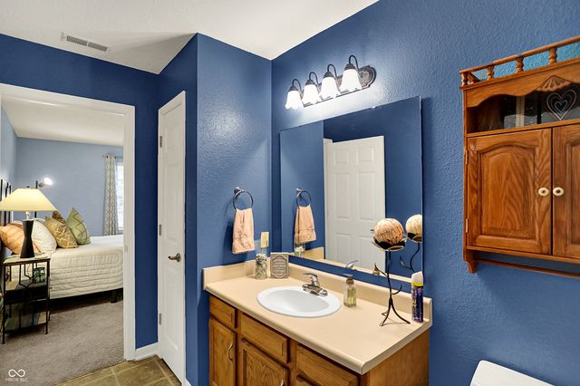 1001 Tulip Way, Fortville, IN 46040