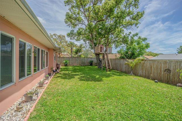 8024 LAS CRUCES COURT, Port Richey, FL 34668