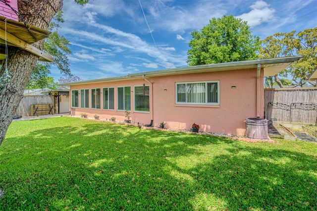 8024 LAS CRUCES COURT, Port Richey, FL 34668