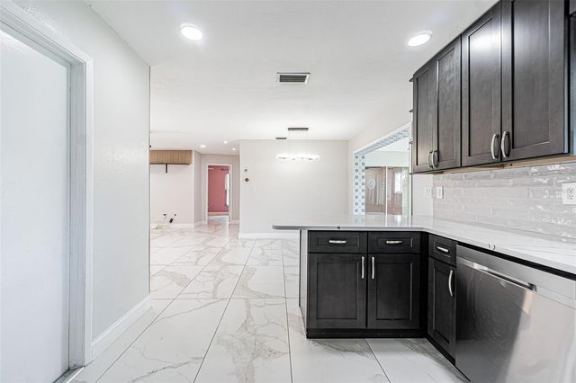 8024 LAS CRUCES COURT, Port Richey, FL 34668