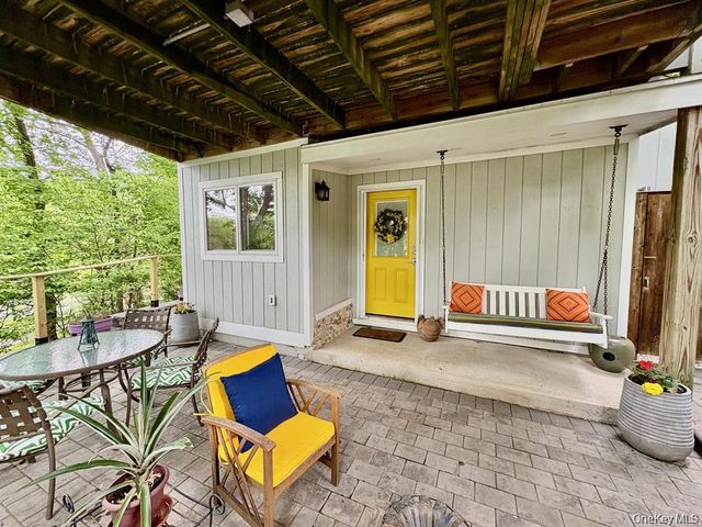20 High Street Lower Level, Port Washington, NY 11050