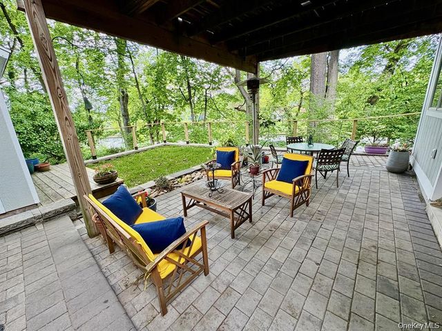 20 High Street Lower Level, Port Washington, NY 11050