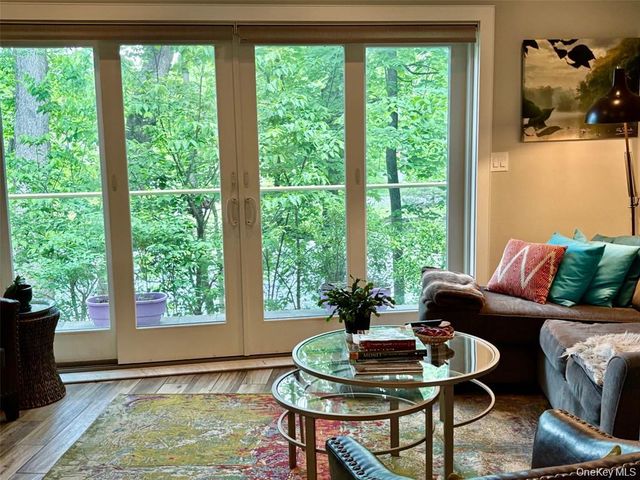 20 High Street Lower Level, Port Washington, NY 11050