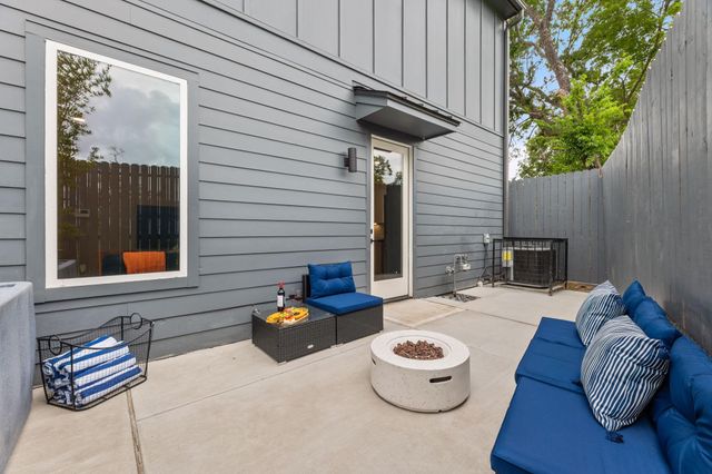 515 Altic Street, Houston, TX 77011