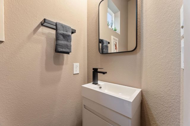 515 Altic Street, Houston, TX 77011