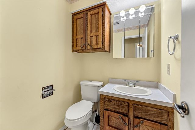 700 Woodland Drive, Rogers, AR 72756