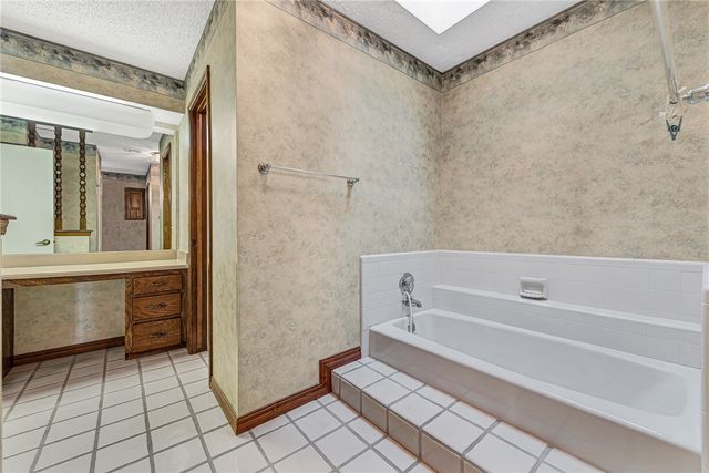 700 Woodland Drive, Rogers, AR 72756