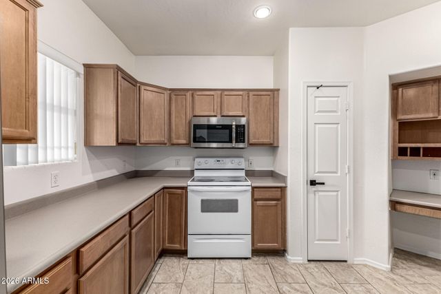 11500 E COCHISE Drive 2072, Scottsdale, AZ 85259