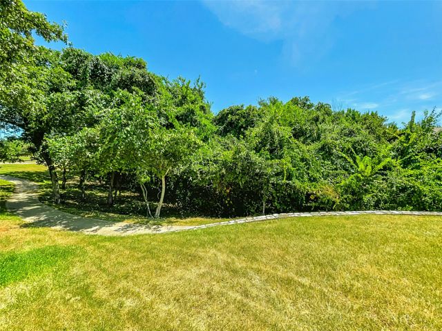 3100 Ashwood Lane, Corinth, TX 76210