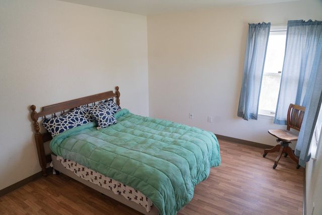 753 W Sample Avenue, Fresno, CA 93704