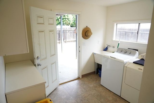 753 W Sample Avenue, Fresno, CA 93704