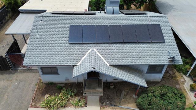753 W Sample Avenue, Fresno, CA 93704