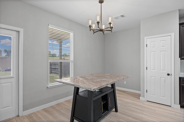 218 Lyre Leaf DR, Buda, TX 78610