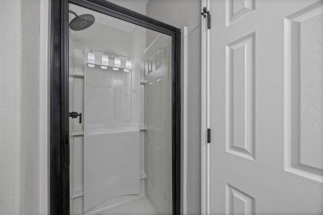 218 Lyre Leaf DR, Buda, TX 78610
