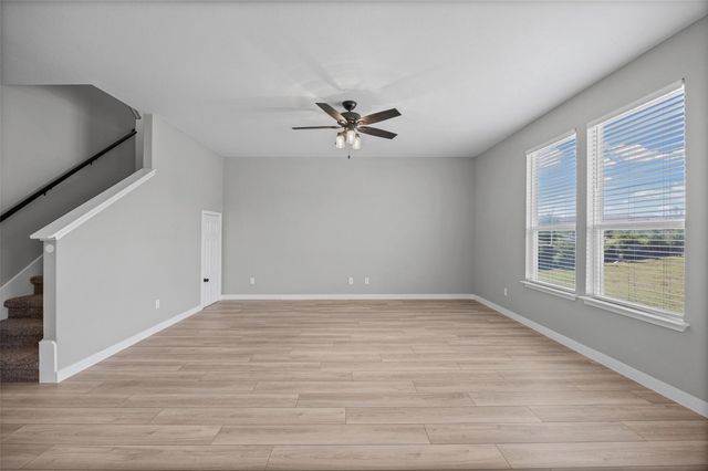 218 Lyre Leaf DR, Buda, TX 78610