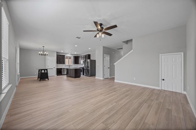 218 Lyre Leaf DR, Buda, TX 78610
