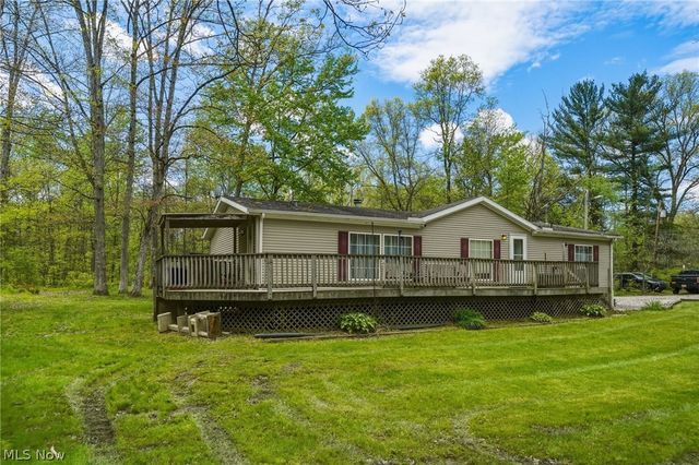 4613 N Lake Road, West Farmington, OH 44491