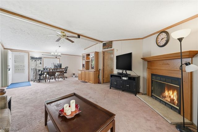 4613 N Lake Road, West Farmington, OH 44491