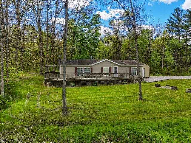 4613 N Lake Road, West Farmington, OH 44491
