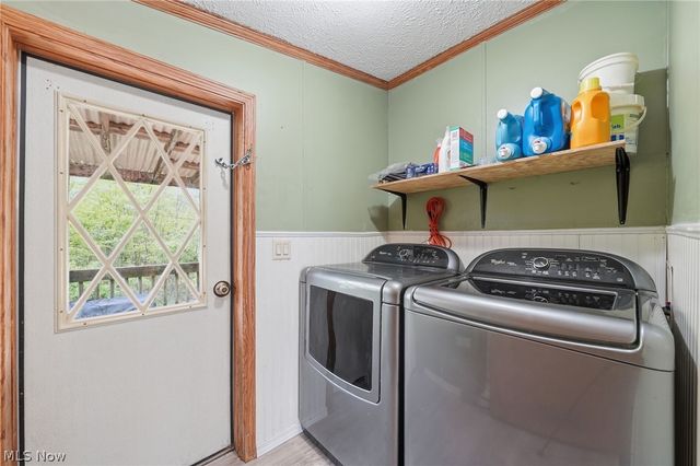 4613 N Lake Road, West Farmington, OH 44491