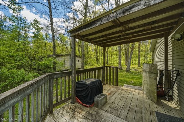 4613 N Lake Road, West Farmington, OH 44491