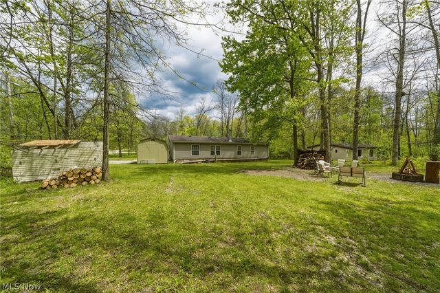 4613 N Lake Road, West Farmington, OH 44491