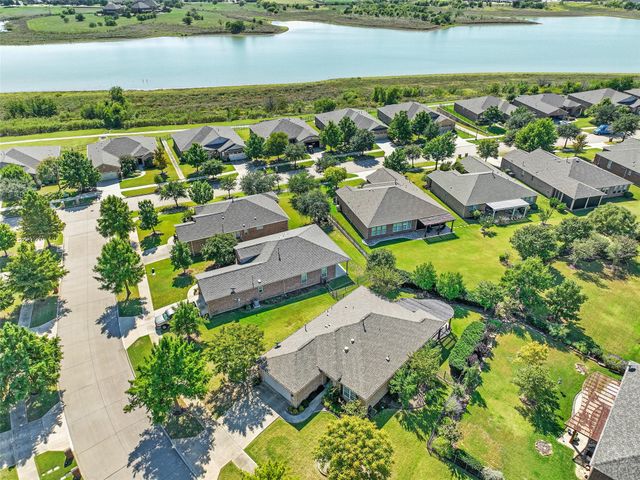 6073 Prairie Bend Lane, Frisco, TX 75036
