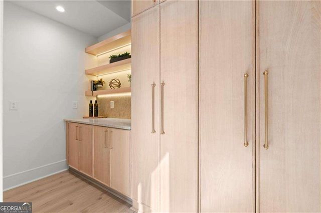 2497 Skyland Trail NE, Brookhaven, GA 30319