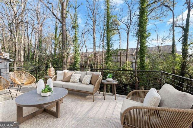 2497 Skyland Trail NE, Brookhaven, GA 30319