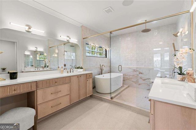 2497 Skyland Trail NE, Brookhaven, GA 30319