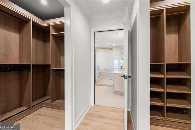 2497 Skyland Trail NE, Brookhaven, GA 30319